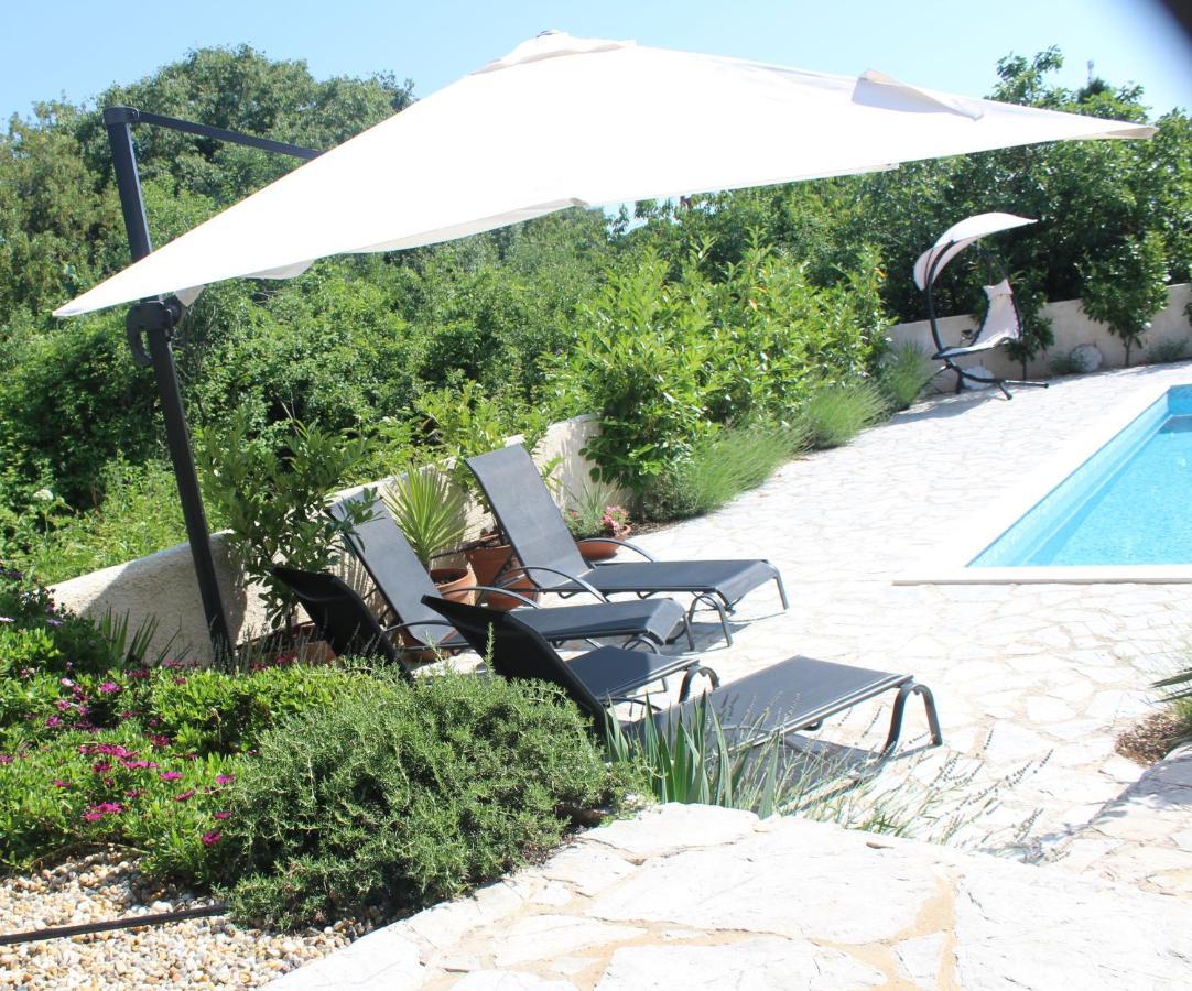 Villa Calma, Recharge Your Body And Mind Gabonjin Exterior photo